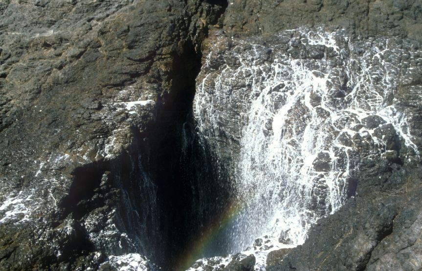 r04_Kiama_blowhole2.jpg