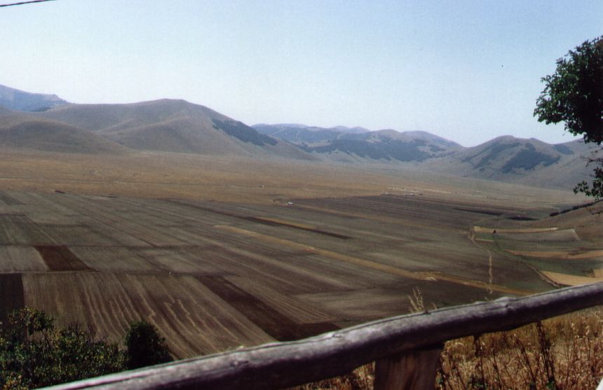 castellucio_panorama2.jpg